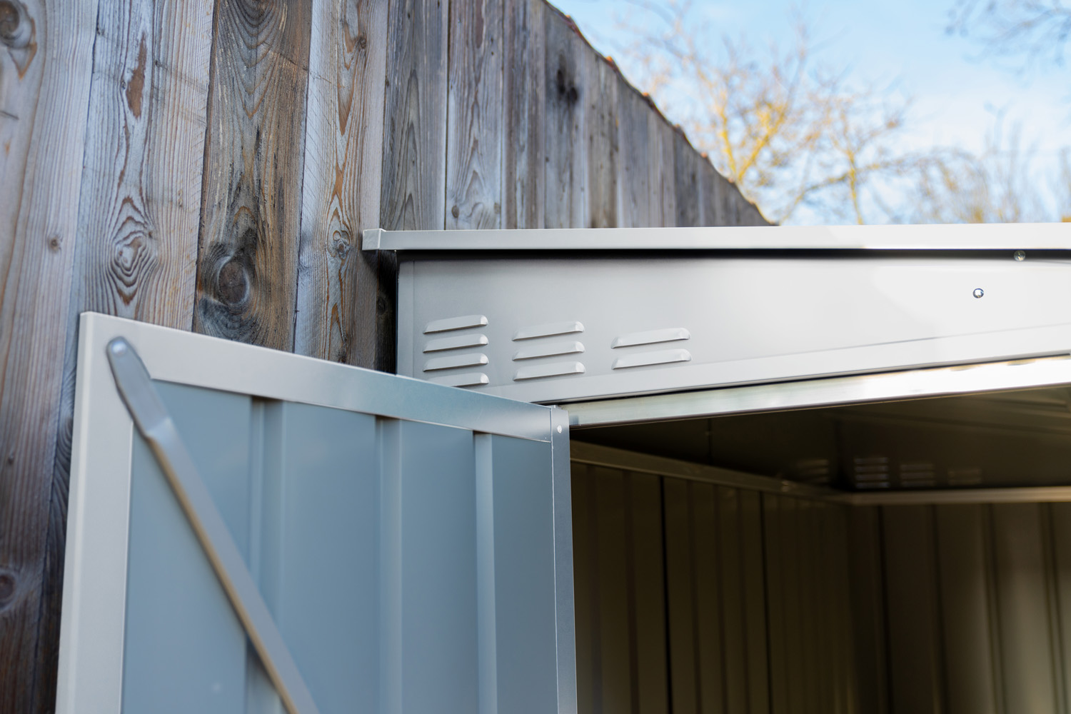 Wandzierde Lean-To Wand-Zierde LeanTo mit Pultdach, Farbe: Silber Metallic