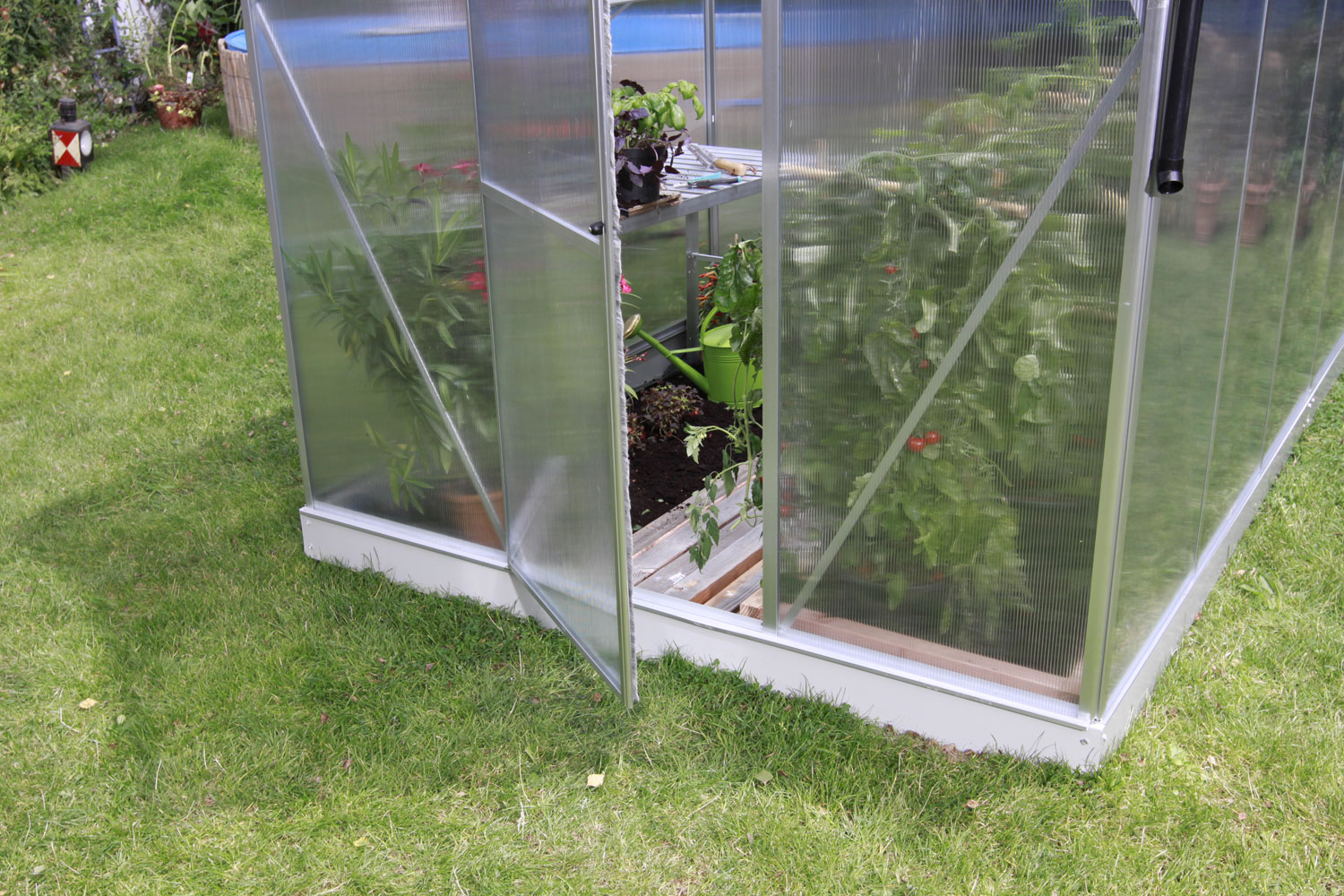 Gewächshaus Triton im Sonderangebot 3800, Farbe: Schwarz pulverbeschichtet, verglast mit: Hohlkammerplatten (HKP)