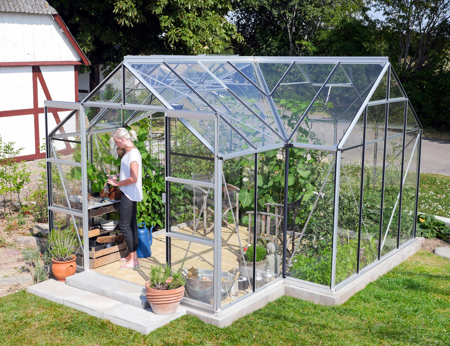 Gewächshaus Sirona 13000 mit Kreuzdach, Farbe: Aluminium eloxiert, verglast mit: Sicherheitsglas (ESG)