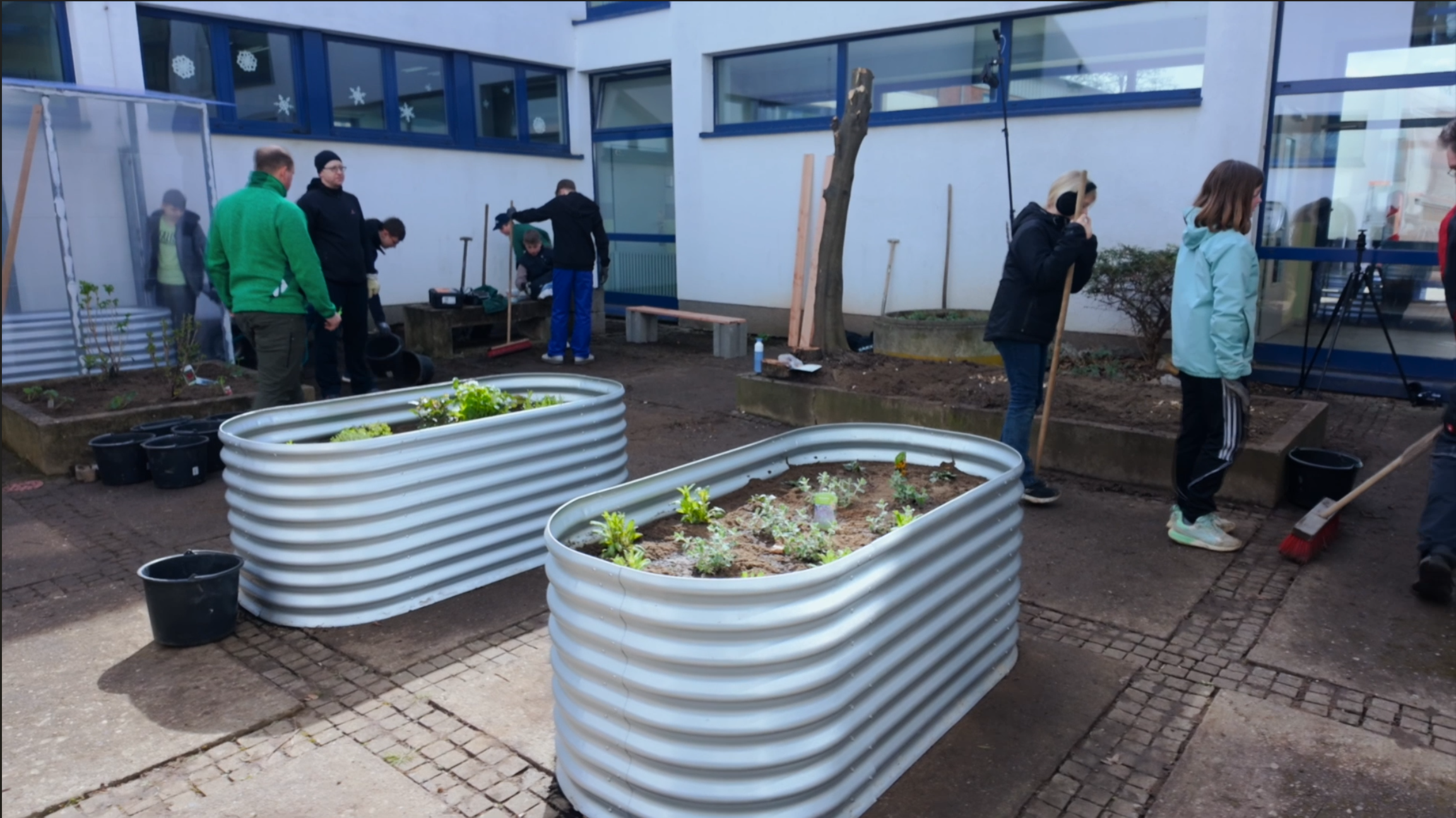VGL NRW Galabau Projekt-Schulbeet im Franken Gymnasium im März 2026, Anlage eines Schulgartens